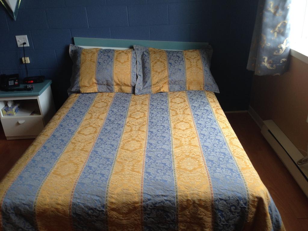 Motel Le Valois Acton Vale Quarto foto